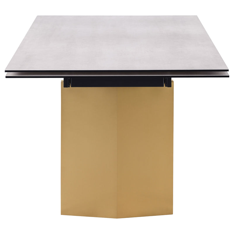 Vesa Dining Tables